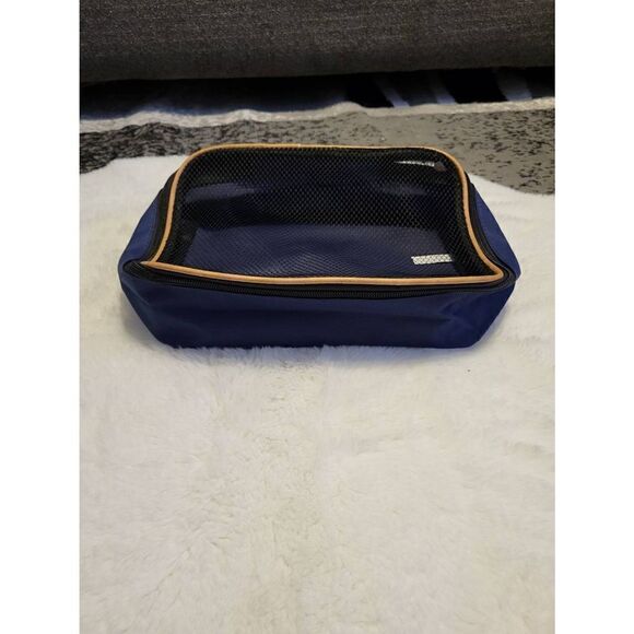 Set of 3 travel bags - Picture 5 of 8